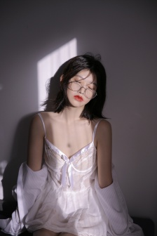男女男精品视频站