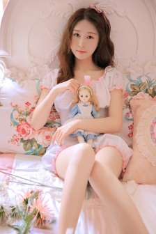 变成黑皮辣妹后我和朋友做了